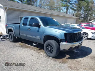 2013 GMC Sierra 1500 SLE with VIN 1GTR2VE79DZ385211, listed as a IAAI auction lot 41972315 with 135,665 mi miles and . Bid and sale history available at DreamBid. Image 1.