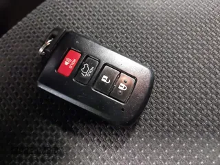 2016 Toyota RAV4 XLE с VIN 2T3RFREV5GW533000, выставлен на аукционе IAAI как лот 41200794 с пробегом 70 189 миль миль и . История ставок и продаж доступна на DreamBid. Изображение 11.