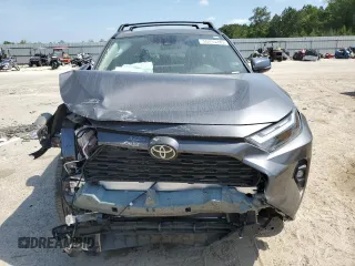 2024 Toyota RAV4 XLE Premium z VIN 2T3C1RFV1RC302246, wystawiony jako Copart lot #58037005 z przebiegiem 6 225 mil mil oraz Szkoda całkowita • Salvage title. Historia ofert i sprzedaży dostępna na DreamBid. Obrazek 5.