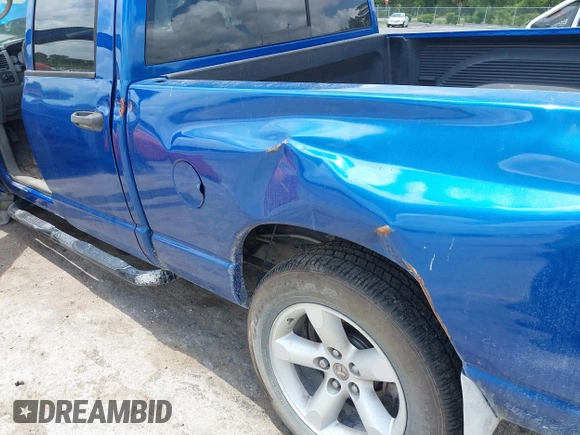 2008 Dodge 1500 SLT z VIN 1D7HA18218J147130, wystawiony jako IAAI lot #42324942 z przebiegiem 157 353 mil mil oraz . Historia ofert i sprzedaży dostępna na DreamBid. Obrazek 6.