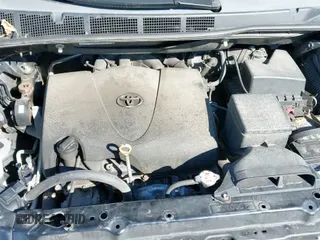 2017 Toyota Sienna XLE with VIN 5TDDZ3DC8HS166143, listed as a IAAI auction lot 41739916 with 132,948 mi miles and . Bid and sale history available at DreamBid. Image 20.