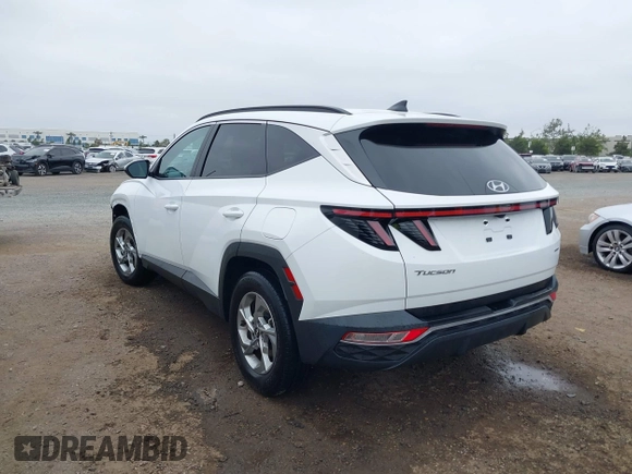 2023 Hyundai Tucson SEL z VIN 5NMJBCAE5PH188678, wystawiony jako IAAI lot #42356576 z przebiegiem 19 387 mil mil oraz . Historia ofert i sprzedaży dostępna na DreamBid. Obrazek 3.