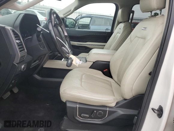 2019 Ford Expedition Platinum z VIN 1FMJU1MT9KEA33258, wystawiony jako Copart lot #59919395 z przebiegiem 94 171 mil mil oraz Szkoda całkowita • Salvage title. Historia ofert i sprzedaży dostępna na DreamBid. Obrazek 7.