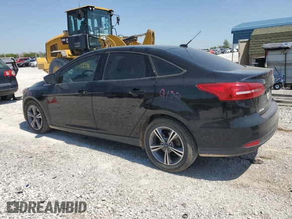 2018 Ford Focus SE z VIN 1FADP3FE5JL236330, wystawiony jako Copart lot #53145065 z przebiegiem 104 228 mil mil oraz Szkoda całkowita • Salvage title. Historia ofert i sprzedaży dostępna na DreamBid. Obrazek 2.