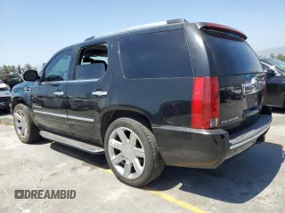 2007 Cadillac Escalade z VIN 1GYEC63897R327675, wystawiony jako Copart lot #57472405 z przebiegiem 178 444 mil mil oraz Szkoda całkowita • Salvage title. Historia ofert i sprzedaży dostępna na DreamBid. Obrazek 2.