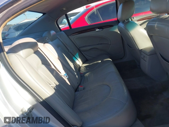 2009 Buick Lucerne CXL-4 with VIN 1G4HD57M49U105543, listed as a IAAI auction lot 41274868 with 177,823 mi miles. Bid and sale history available at carsss.com. Image 8.