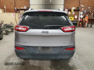 2018 Jeep Cherokee Latitude Plus z VIN 1C4PJLLB7JD590136, wystawiony jako Copart lot #64295715 z przebiegiem 143 699 mil mil oraz Szkoda całkowita • Salvage title. Historia ofert i sprzedaży dostępna na DreamBid. Obrazek 6.