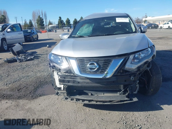 2017 Nissan Rogue SV with VIN KNMAT2MT7HP568955, listed as a IAAI auction lot 41529717 with 1 mi miles. Bid and sale history available at carsss.com. Image 13.