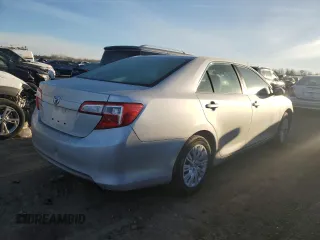 2012 Toyota Camry L with VIN 4T1BF1FKXCU625181, listed as a Copart auction lot 42604235 with 92,436 mi miles and Salvage Title. Bid and sale history available at DreamBid. Image 3.
