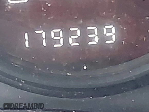 2016 Jeep Patriot Latitude z VIN 1C4NJPFB9GD584308, wystawiony jako IAAI lot #42534222 z przebiegiem 179 239 mil mil oraz . Historia ofert i sprzedaży dostępna na DreamBid. Obrazek 15.