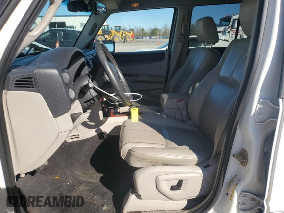 2007 Jeep Commander Limited с VIN 1J8HG58P67C552987, выставлен на аукционе Copart как лот 85738054 с пробегом 166 785 миль миль и Списание • Salvage title. История ставок и продаж доступна на DreamBid. Изображение 7.