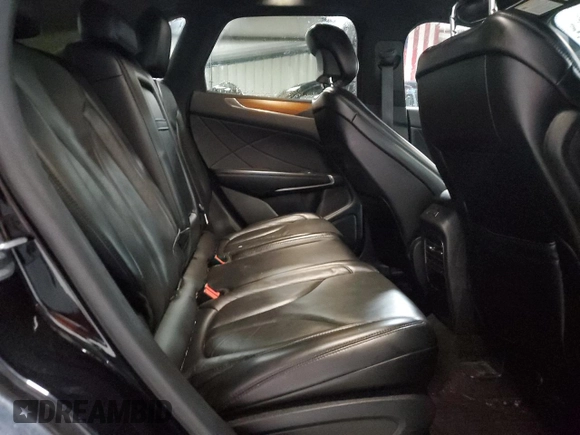 2017 Lincoln MKC Reserve with VIN 5LMTJ3DH3HUL44592, listed as a Copart auction lot 58578215 with 73,683 mi miles and Salvage title. Bid and sale history available at DreamBid. Image 11.