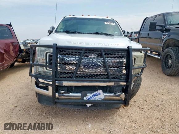 2017 Ford F-350 Lariat with VIN 1FT8W3DT8HEC08097, listed as a Copart auction lot 57352915 with 169,704 mi miles and Salvage title. Bid and sale history available at DreamBid. Image 5.