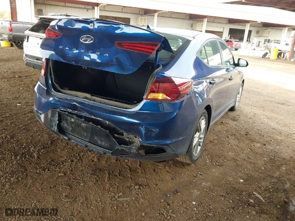 2020 Hyundai Elantra Value Edition with VIN 5NPD84LF5LH561643, listed as a IAAI auction lot 41809061 with 88,270 mi miles. Bid and sale history available at carsss.com. Image 4.