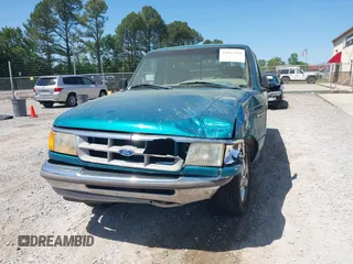 1993 Ford Ranger Splash z VIN 1FTCR14X1PTA66114, wystawiony jako IAAI lot #42043794 z przebiegiem 36 596 mil mil oraz . Historia ofert i sprzedaży dostępna na DreamBid. Obrazek 6.