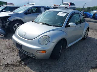 2002 Volkswagen Beetle GLS with VIN 3VWCB21C52M446668, listed as a IAAI auction lot 42510792 with 205,712 mi miles and . Bid and sale history available at DreamBid. Image 2.