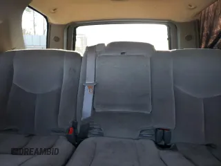 2005 GMC Yukon SLE with VIN 1GKEC13V55R156956, listed as a Copart auction lot 88989075 with 293,728 mi miles and Salvage Title. Bid and sale history available at carsss.com. Image 10.