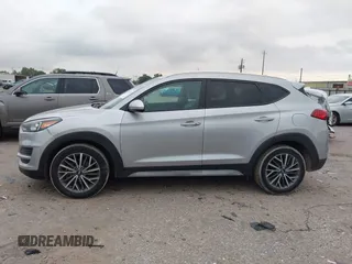 2020 Hyundai Tucson Ultimate z VIN KM8J33AL2LU157527, wystawiony jako IAAI lot #42464294 z przebiegiem 50 176 mil mil oraz . Historia ofert i sprzedaży dostępna na DreamBid. Obrazek 14.