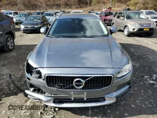 2017 Volvo V90 z VIN YV4A22NL2H1006186, wystawiony jako Copart lot #80231784 z przebiegiem 79 486 mil mil oraz Szkoda całkowita • Salvage title. Historia ofert i sprzedaży dostępna na DreamBid. Obrazek 5.