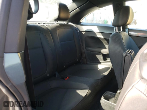 2014 Volkswagen Beetle 2.5L w/Sun with VIN 3VWJP7AT4EM612608, listed as a Copart auction lot 74679104 with 141,559 mi miles and Salvage Title. Bid and sale history available at DreamBid. Image 10.