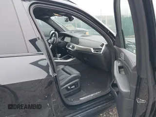 2022 BMW X5 xDrive40i with VIN 5UXCR6C05N9N12775, listed as a IAAI auction lot 42011660 with 92,790 mi miles and . Bid and sale history available at DreamBid. Image 5.