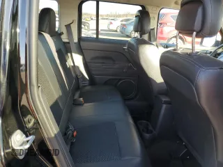 2017 Jeep Patriot Sport SE with VIN 1C4NJPBA5HD131818, listed as a Copart auction lot 86008414 with 87,291 mi miles and Salvage Title. Bid and sale history available at carsss.com. Image 11.