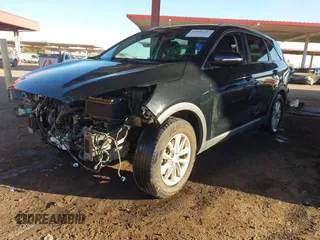2016 Kia Sorento LX with VIN 5XYPG4A34GG096519, listed as a IAAI auction lot 41804182 with 151,909 mi miles. Bid and sale history available at carsss.com. Image 2.