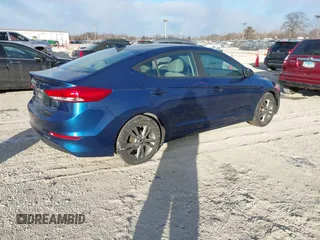 2017 Hyundai Elantra Limited z VIN 5NPD84LF8HH002546, wystawiony jako IAAI lot #41381335 z przebiegiem 102 355 mil mil oraz . Historia ofert i sprzedaży dostępna na DreamBid. Obrazek 4.
