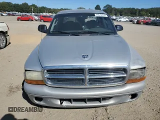 2003 Dodge Dakota SLT with VIN 1D7HL48X33S340079, listed as a Copart auction lot 76516514 with 295,350 mi miles and Clean Title. Bid and sale history available at carsss.com. Image 5.