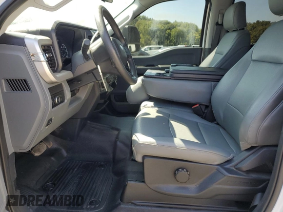 2023 Ford F-350 с VIN 1FT8W3BAXPED51651, выставлен на аукционе Copart как лот 69656364 с пробегом 21 593 миль миль и Списание • Salvage title. История ставок и продаж доступна на DreamBid. Изображение 7.