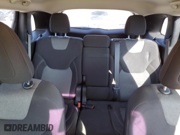 2016 Jeep Cherokee Altitude with VIN 1C4PJMAB8GW112362, listed as a Copart auction lot 82897994 with 115,625 mi miles and Salvage title. Bid and sale history available at DreamBid. Image 10.