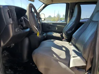 2011 Chevrolet Express Passenger LS с VIN 1GAZGZFG3B1168202, выставлен на аукционе Copart как лот 73243294 с пробегом 262 437 миль миль и Списание • Salvage title. История ставок и продаж доступна на DreamBid. Изображение 7.