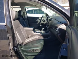 2019 Chevrolet Traverse LT Leather with VIN 1GNERHKW5KJ255680, listed as a IAAI auction lot 41702502 with 151,789 mi miles. Bid and sale history available at carsss.com. Image 5.