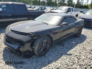 2013 Chevrolet Camaro LS z VIN 2G1FE1E35D9182772, wystawiony jako Copart lot #53455685 z przebiegiem 180 385 mil mil oraz Szkoda całkowita • Salvage title. Historia ofert i sprzedaży dostępna na DreamBid. Obrazek 1.