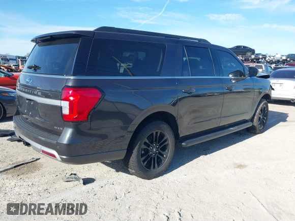 2024 Ford Expedition Max XLT with VIN 1FMJK1H8XREA66663, listed as a IAAI auction lot 41433111 with 3,196 mi miles and . Bid and sale history available at DreamBid. Image 4.