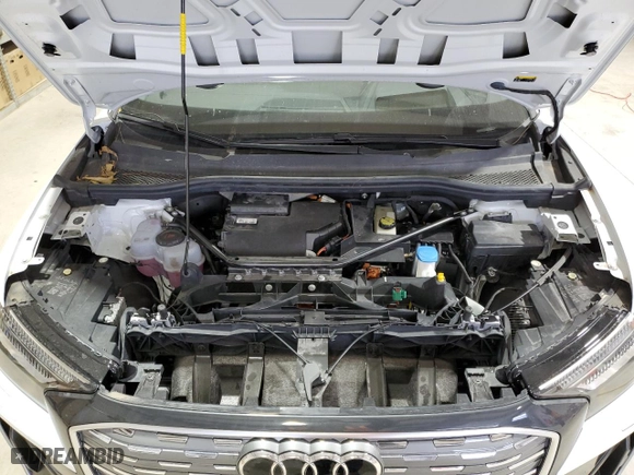 2023 Audi Q4 e-tron Prestige with VIN WA1M2BFZ7PP043534, listed as a Copart auction lot 75911484 with 6,332 mi miles and Salvage Title. Bid and sale history available at carsss.com. Image 12.