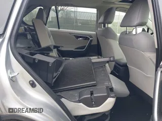 2024 Toyota RAV4 Hybrid XLE Premium with VIN JTMB6RFV0RD140022, listed as a IAAI auction lot 41779613 with 923 mi miles. Bid and sale history available at carsss.com. Image 8.