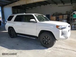 2018 Toyota 4Runner SR5 with VIN JTEZU5JR6J5180428, listed as a Copart auction lot 48607755 with 94,222 mi miles and Salvage Title. Bid and sale history available at carsss.com. Image 4.