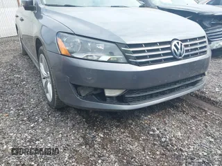 2014 Volkswagen Passat SE с VIN 1VWBN7A39EC085032, выставлен на аукционе IAAI как лот 41931302 с пробегом 193 425 миль миль и . История ставок и продаж доступна на DreamBid. Изображение 17.