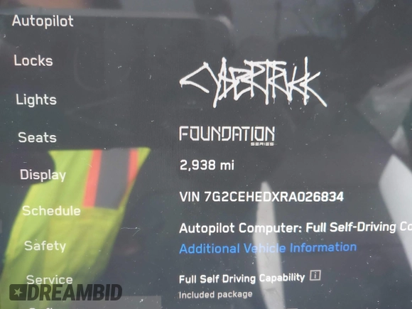 2024 Tesla Cybertruck с VIN 7G2CEHEDXRA026834, выставлен на аукционе IAAI как лот 41448419 с пробегом 2 938 миль миль и . История ставок и продаж доступна на DreamBid. Изображение 7.