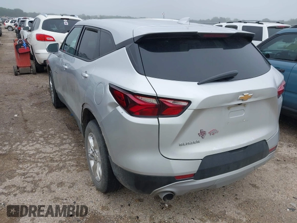 2020 Chevrolet Blazer LT z VIN 3GNKBCRSXLS570066, wystawiony jako IAAI lot #42140439 z przebiegiem 187 034 mil mil oraz . Historia ofert i sprzedaży dostępna na DreamBid. Obrazek 3.