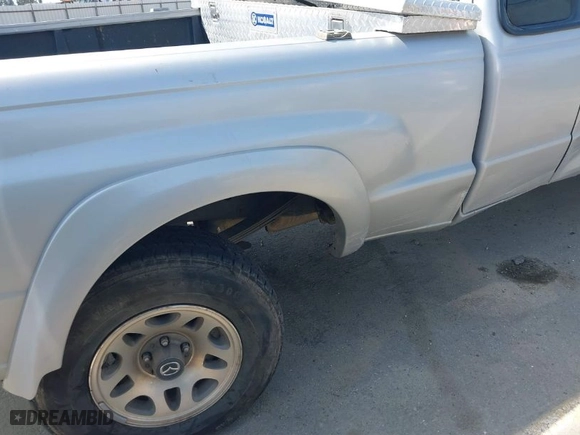 2002 Mazda B-Series 2WD Truck DS with VIN 4F4YR46E32TM08035, listed as a IAAI auction lot 41840319 with NaN miles. Bid and sale history available at carsss.com. Image 18.
