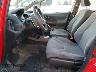 2013 Honda Fit с VIN JHMGE8H33DC016743, выставлен на аукционе Copart как лот 49598745 с пробегом 142 740 миль миль и Списание • Salvage title. История ставок и продаж доступна на DreamBid. Изображение 7.