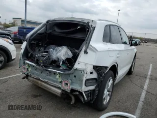 2018 Audi Q5 Premium with VIN WA1ANAFY6J2097892, listed as a Copart auction lot 60446972 with 41,812 mi miles. Bid and sale history available at carsss.com. Image 4.