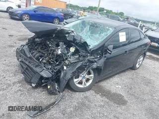 2013 Ford Focus SE with VIN 1FADP3F2XDL260259, listed as a IAAI auction lot 42460604 with 152,626 mi miles and . Bid and sale history available at DreamBid. Image 18.