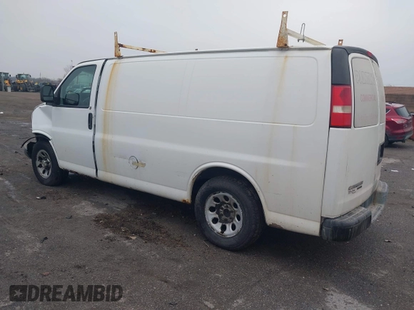 2012 Chevrolet Express Cargo Van with VIN 1GCSGAFX4C1115813, listed as a IAAI auction lot 41197972 with 331,376 mi miles. Bid and sale history available at carsss.com. Image 3.
