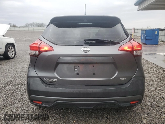 2019 Nissan Kicks SR z VIN 3N1CP5CU8KL556523, wystawiony jako Copart lot #50891965 z przebiegiem 31 313 mil mil oraz Szkoda całkowita • Salvage title. Historia ofert i sprzedaży dostępna na DreamBid. Obrazek 6.