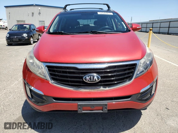 2014 Kia Sportage SX with VIN KNDPC3A62E7583535, listed as a Copart auction lot 57584215 with 79,010 mi miles and Salvage title. Bid and sale history available at DreamBid. Image 5.