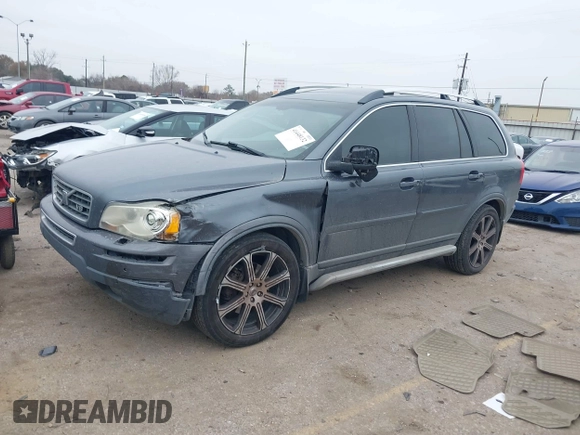 2007 Volvo XC90 V8 with VIN YV4CZ852471365438, listed as a IAAI auction lot 41448132 with 246,077 mi miles. Bid and sale history available at carsss.com. Image 17.