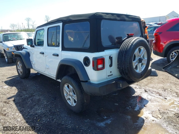 2020 Jeep Wrangler Unlimited Sport Altitude with VIN 1C4HJXDG7LW212475, listed as a IAAI auction lot 41990654 with 53,079 mi miles. Bid and sale history available at carsss.com. Image 3.